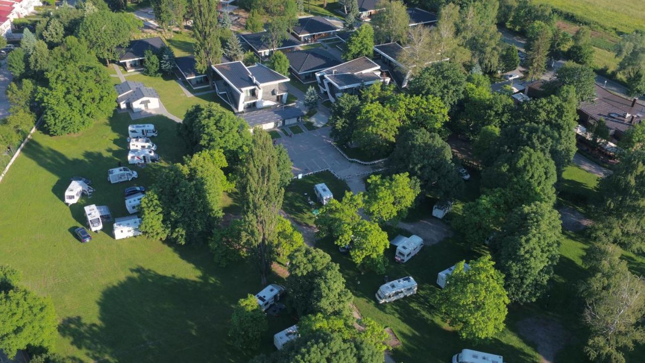 Villas And Apartments Oaza Ilidža Exteriér fotografie